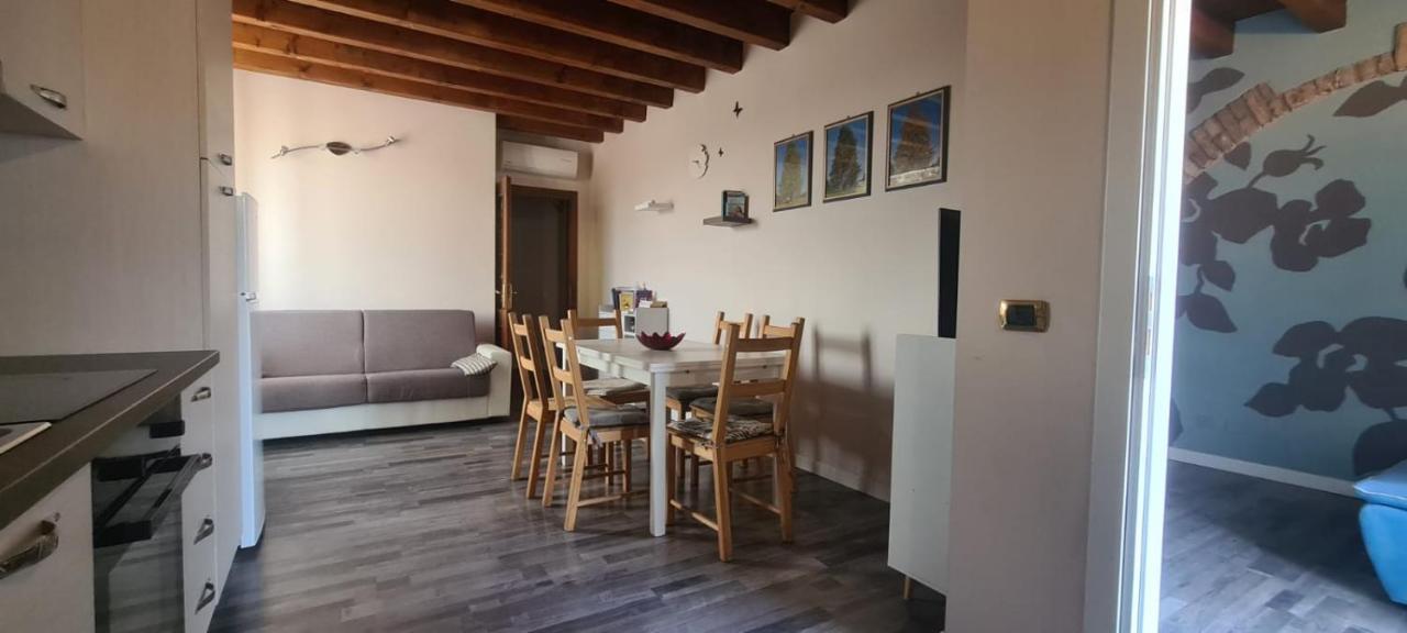 מלון דסנזאנו דל גארדה Garda Family House מראה חיצוני תמונה